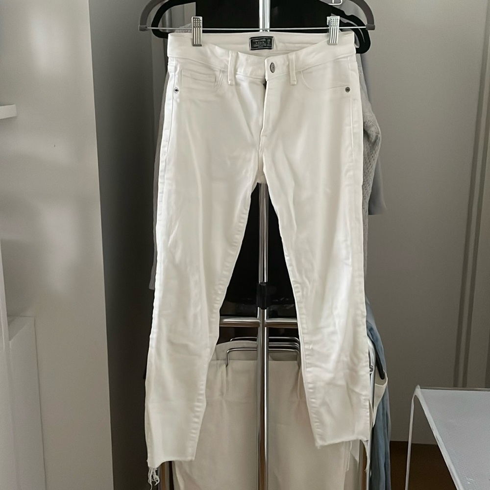 Abercrombie & Fitch Harper Low Rise Ankle jeans